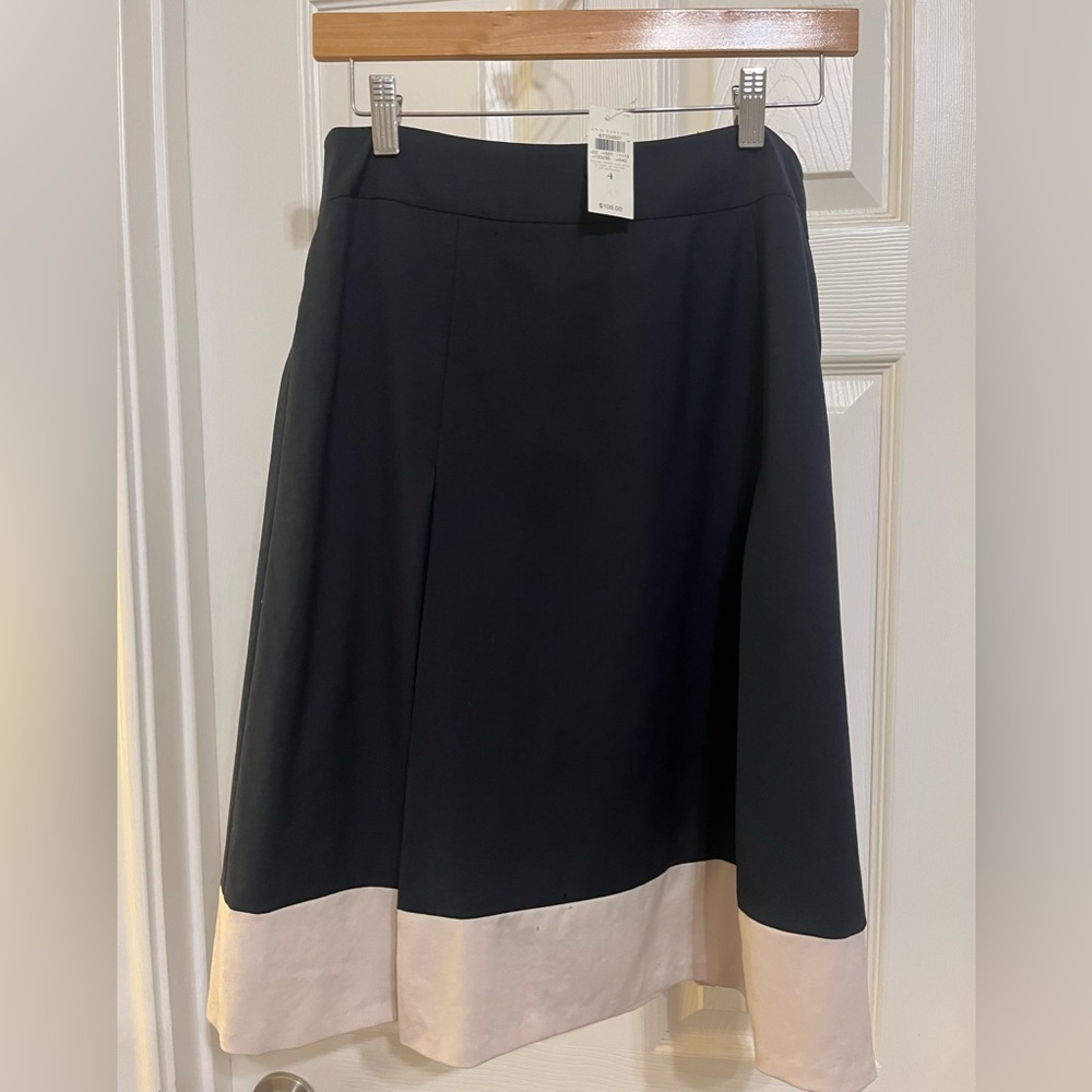 Ann Taylor Navy and light tan A-Line Knee-Length Skirt